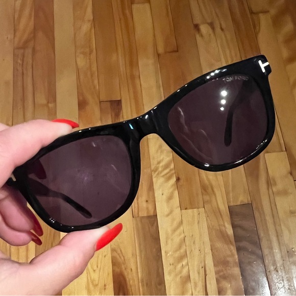 Tom Ford Sunglasses - Picture 2 of 3